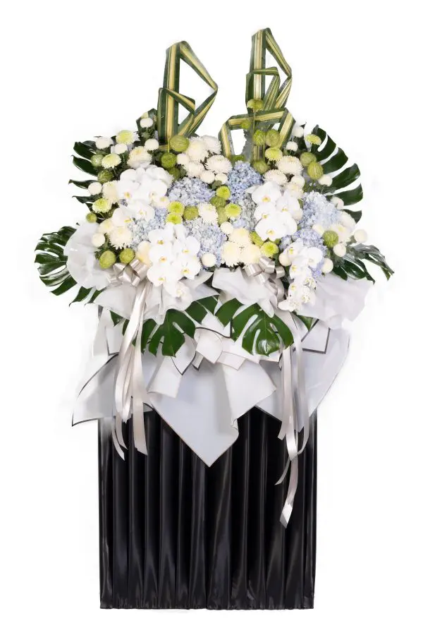 Funeral Wreath Singapore: A Guide to Choosing the Right Wreath for Your  Loved One